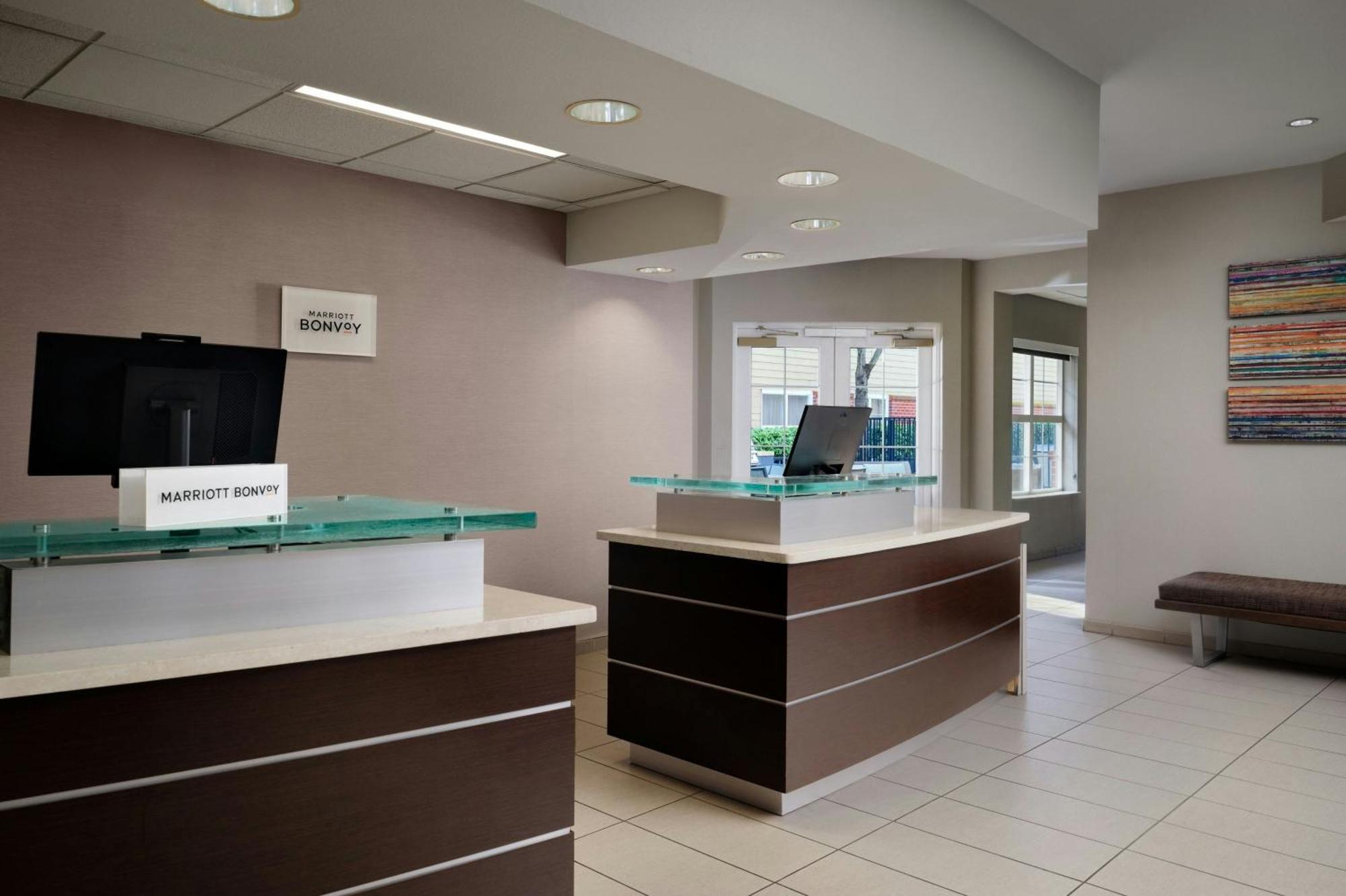 Residence Inn By Marriott סטוקטון מראה חיצוני תמונה