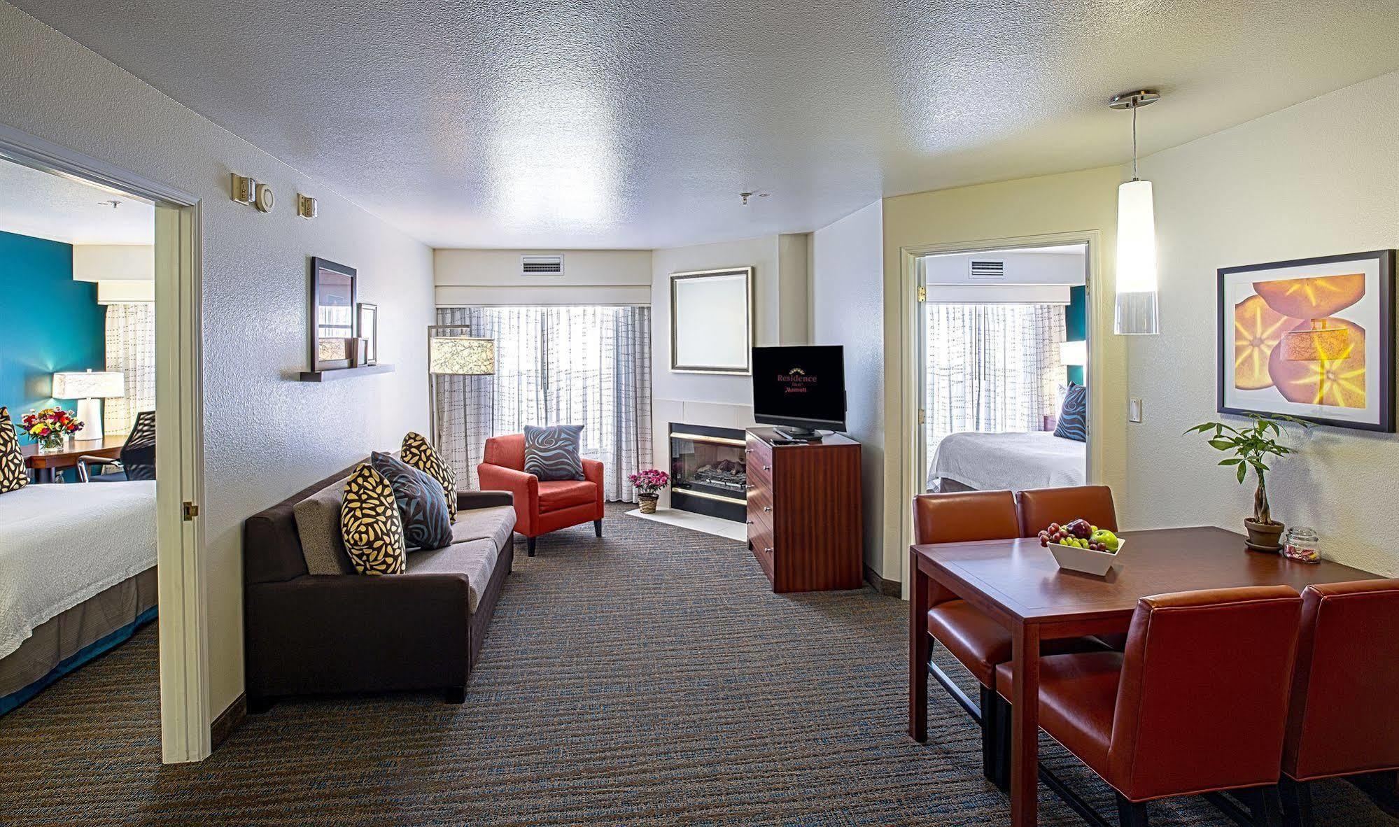 Residence Inn By Marriott סטוקטון מראה חיצוני תמונה