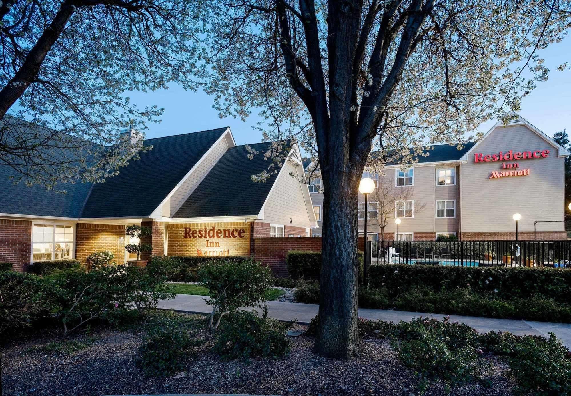 Residence Inn By Marriott סטוקטון מראה חיצוני תמונה